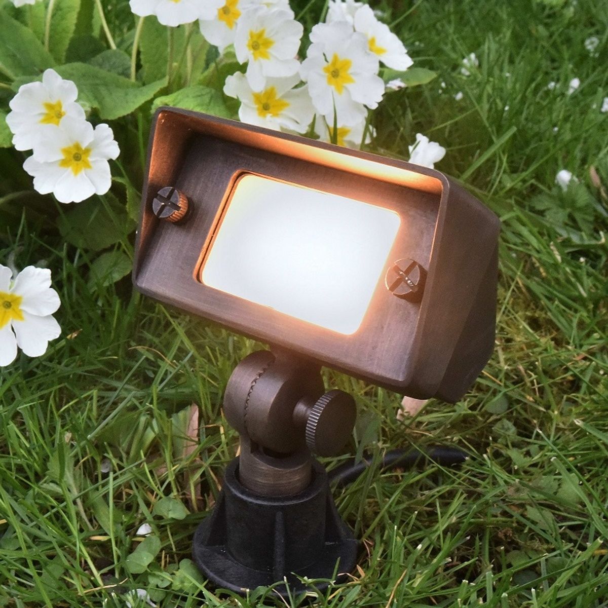 Finding the Perfect Wattage for Outdoor Lights