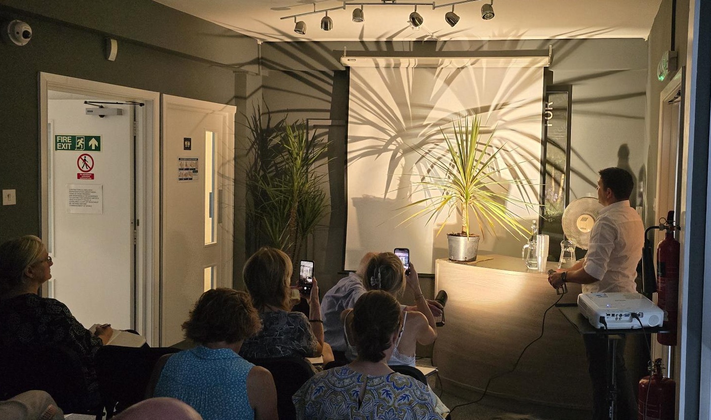 Seminar Sharing Garden Lighting Expertise with SGLD Members